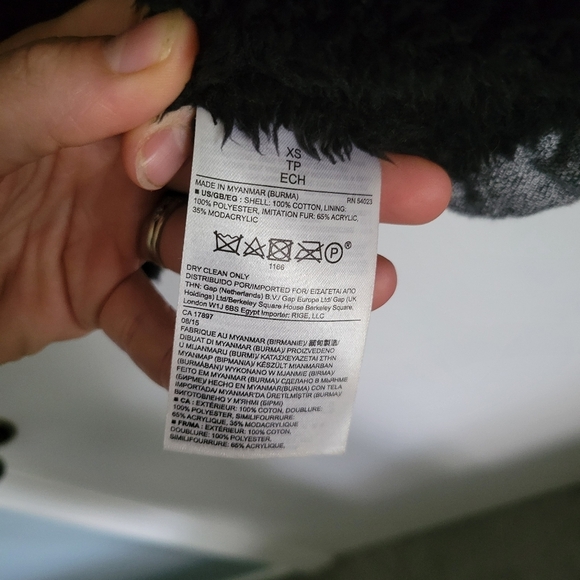 Banana Republic Vest Quilted Faux Fur Hood XS Women's - Picture 7 of 8